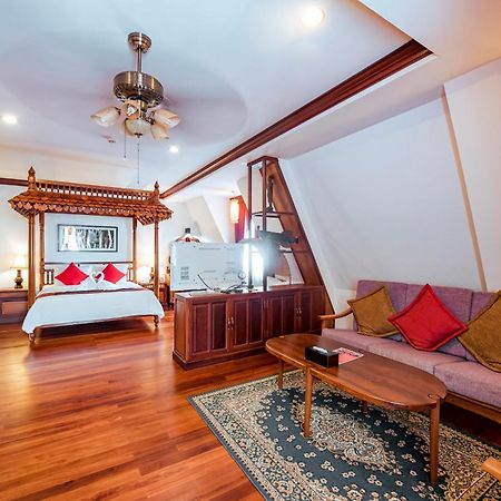 סיאם ריפ The Suite By Royal Crown Hotel מראה חיצוני תמונה