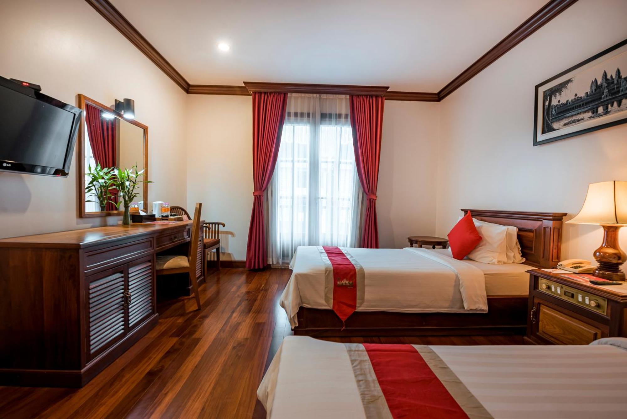 סיאם ריפ The Suite By Royal Crown Hotel מראה חיצוני תמונה