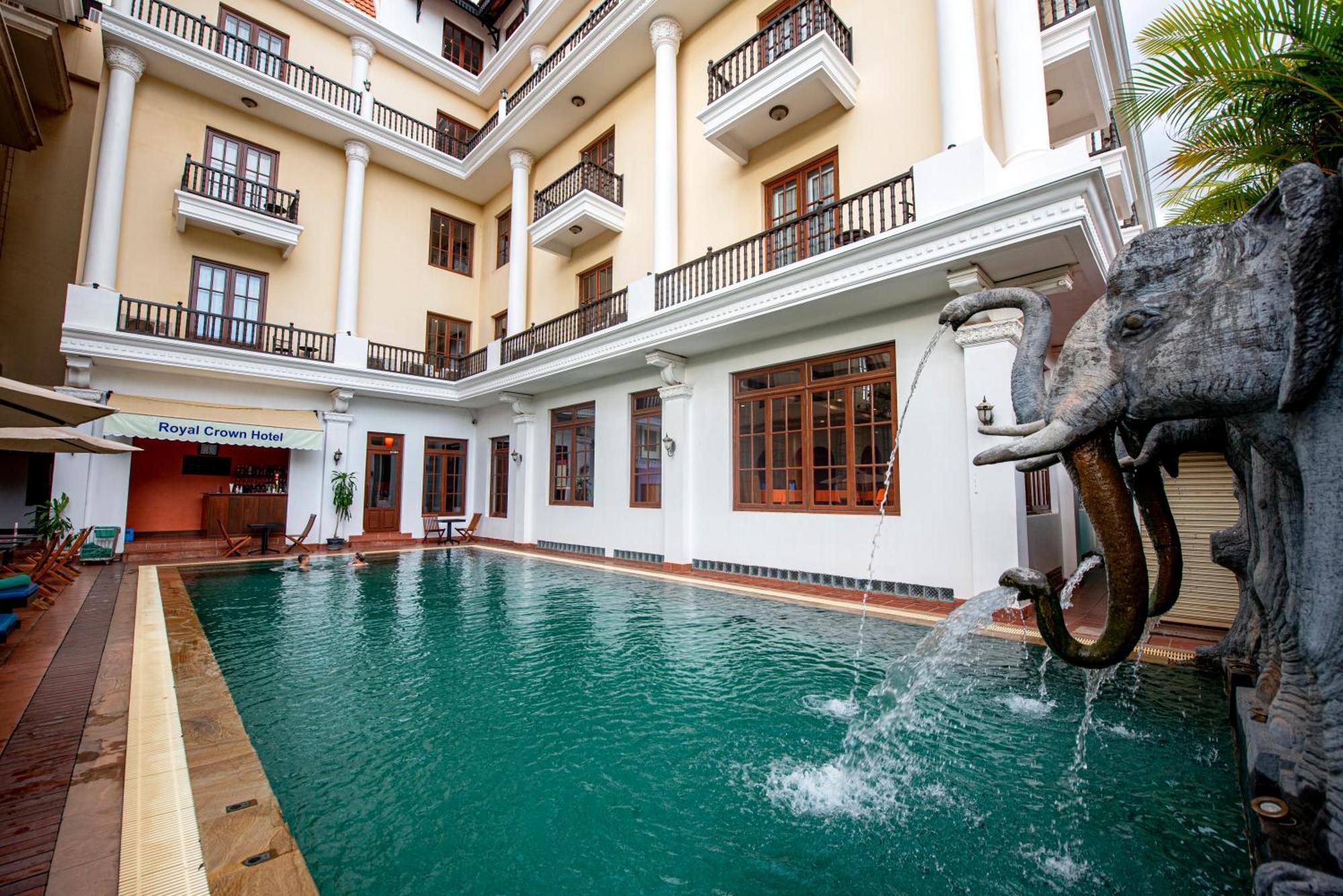 סיאם ריפ The Suite By Royal Crown Hotel מראה חיצוני תמונה