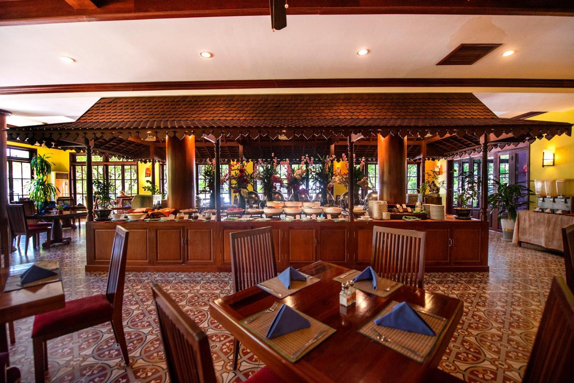 סיאם ריפ The Suite By Royal Crown Hotel מראה חיצוני תמונה