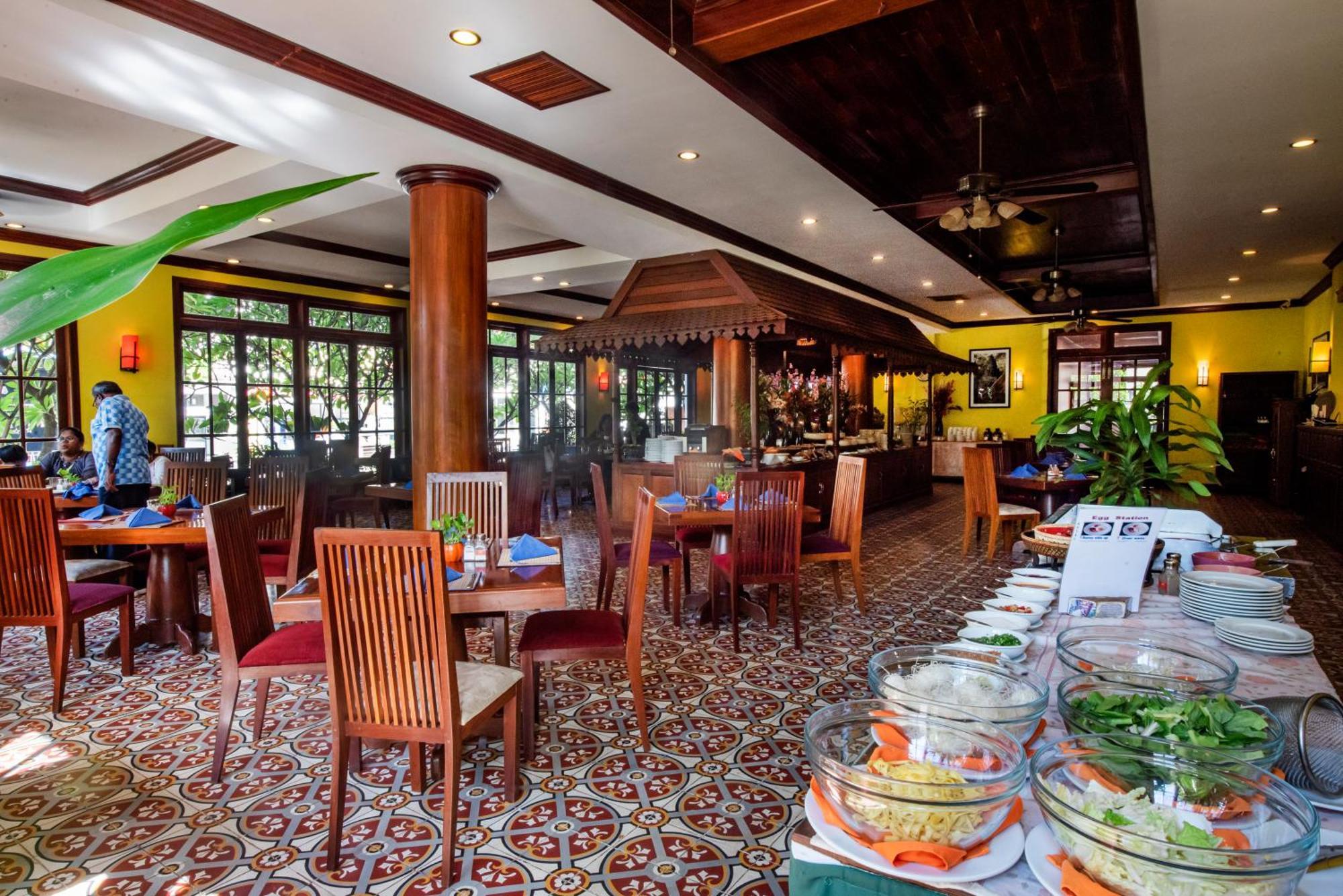 סיאם ריפ The Suite By Royal Crown Hotel מראה חיצוני תמונה