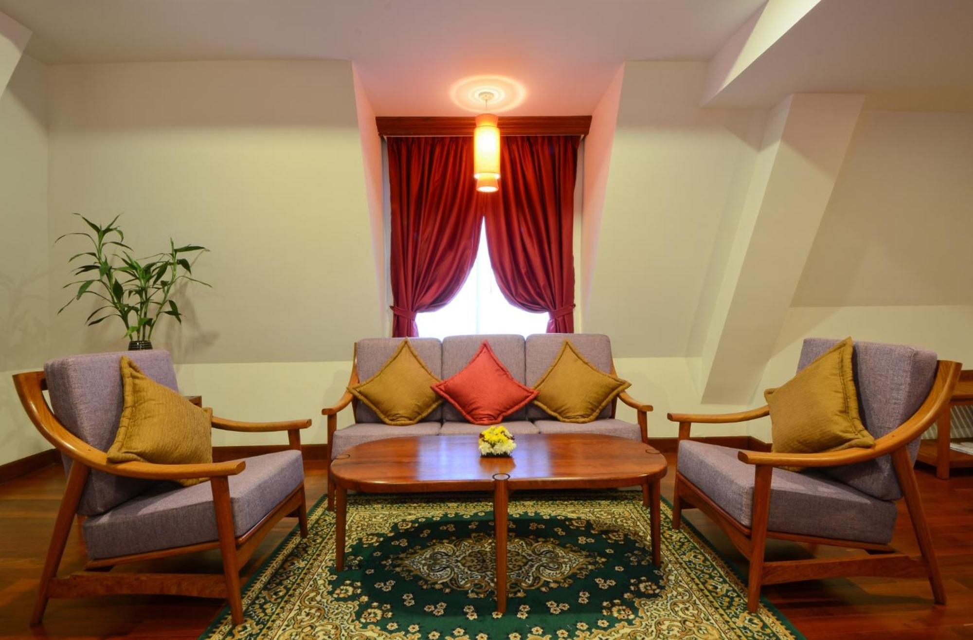 סיאם ריפ The Suite By Royal Crown Hotel מראה חיצוני תמונה